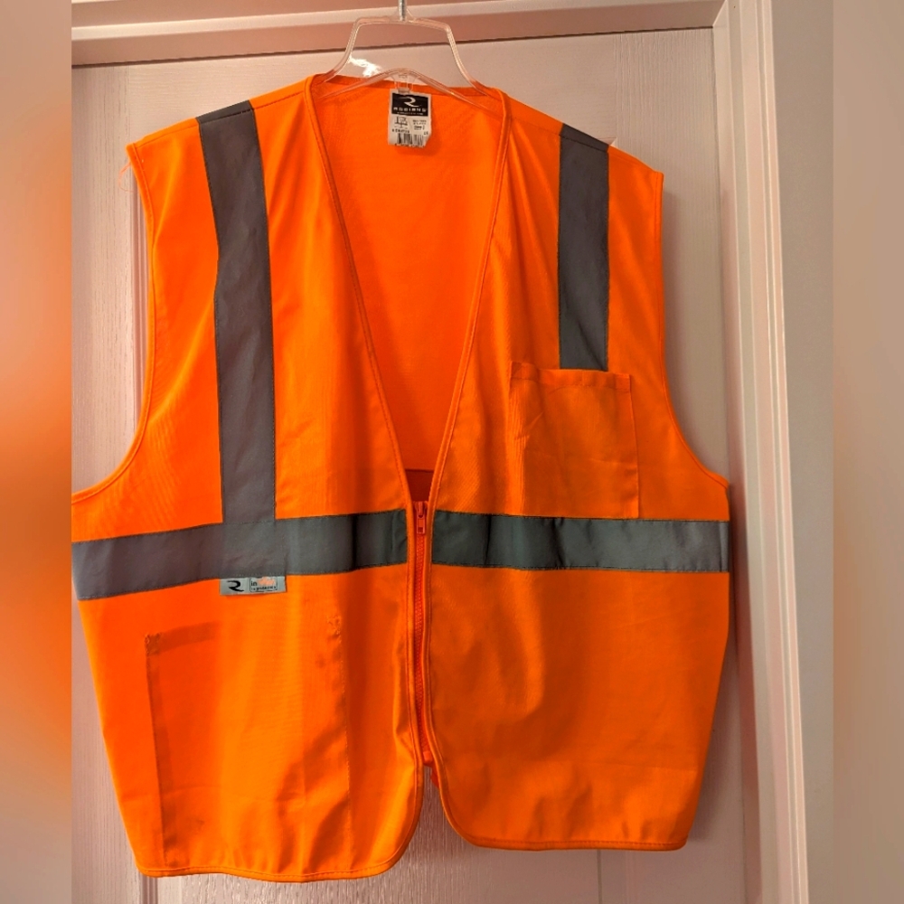 Men's 2X Orange Safety Vest w/Reflective Striping - New w/o tags
